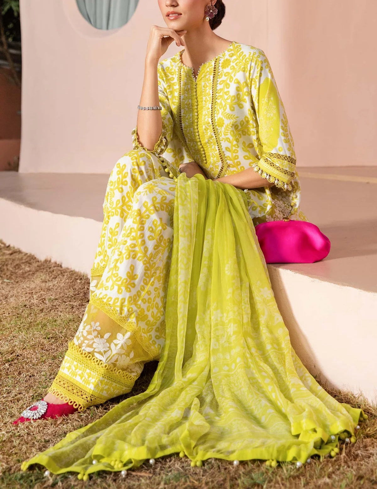Grace S1102-Printed & Embroidered 3pc Lawn dress with Printed Chiffon Dupatta.