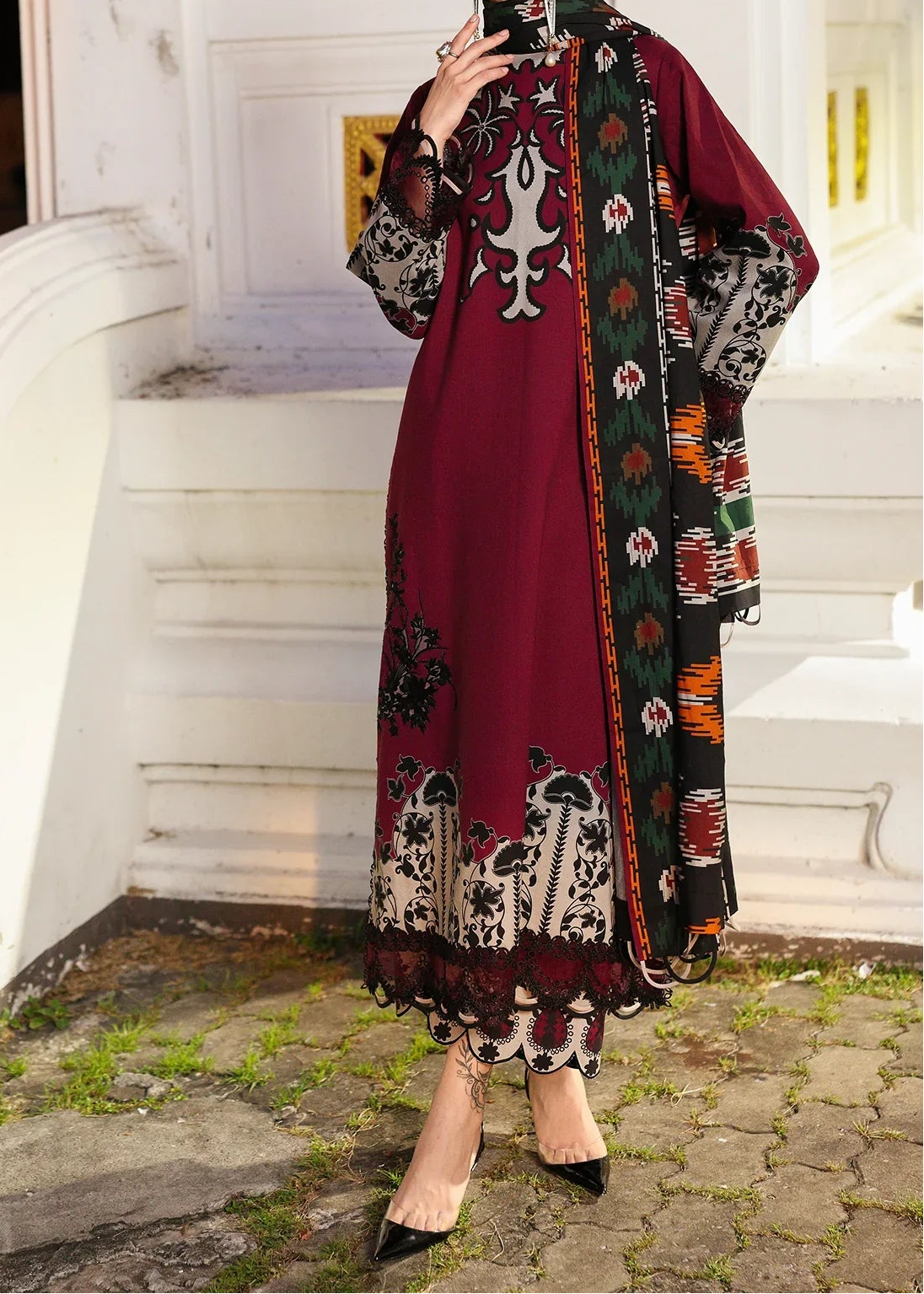 Grace W917 - Digital Printed 3pc Karandi Dress With Digital Printed Karandi Shawl.