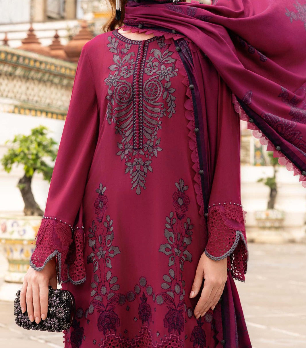 Grace S1381 - Embroidered 3pc Lawn Dress With Printed Lawn Dupatta.