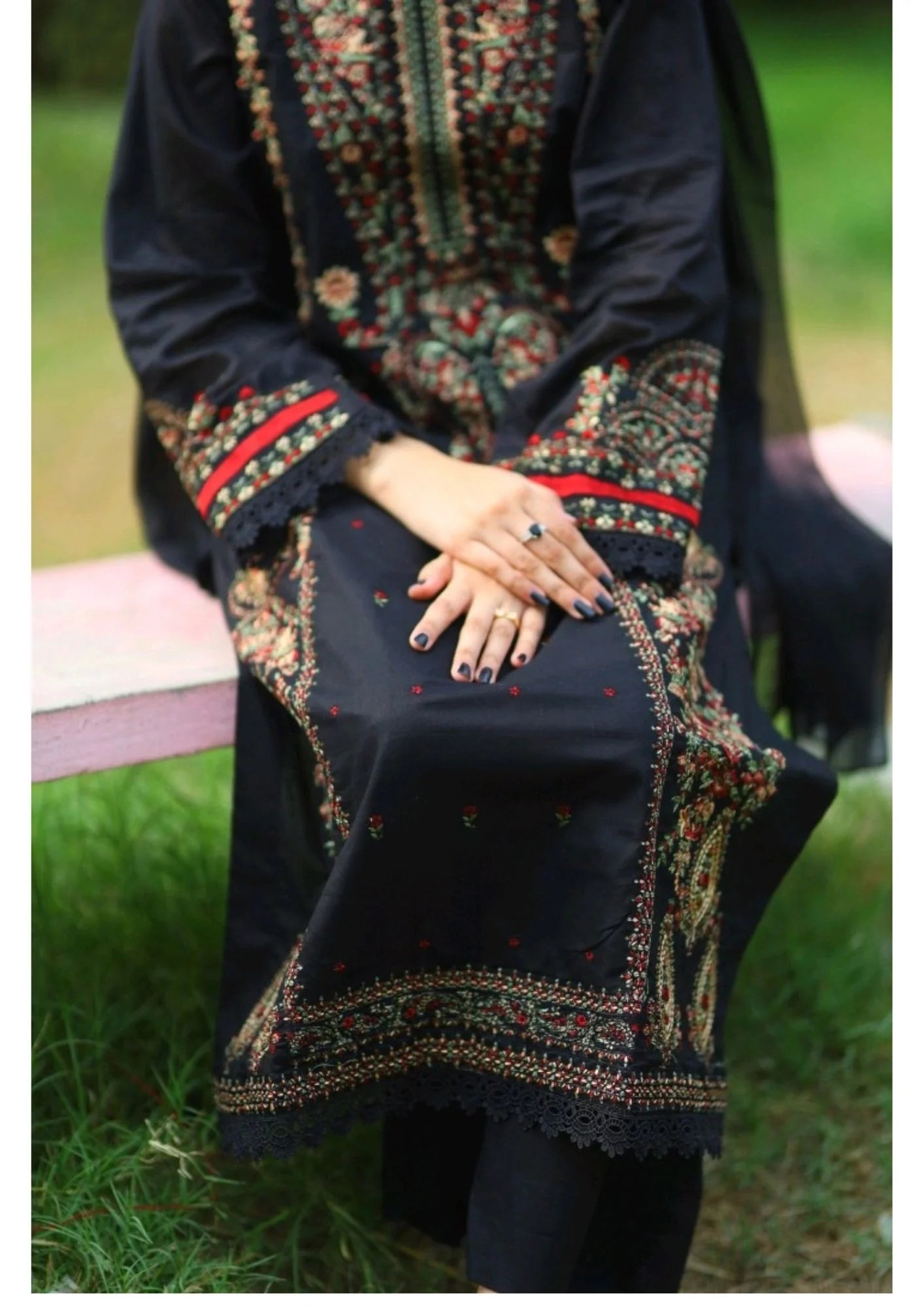 Grace W735-Embroidered 3pc Marina Dress With Embroidered Chiffon Dupatta