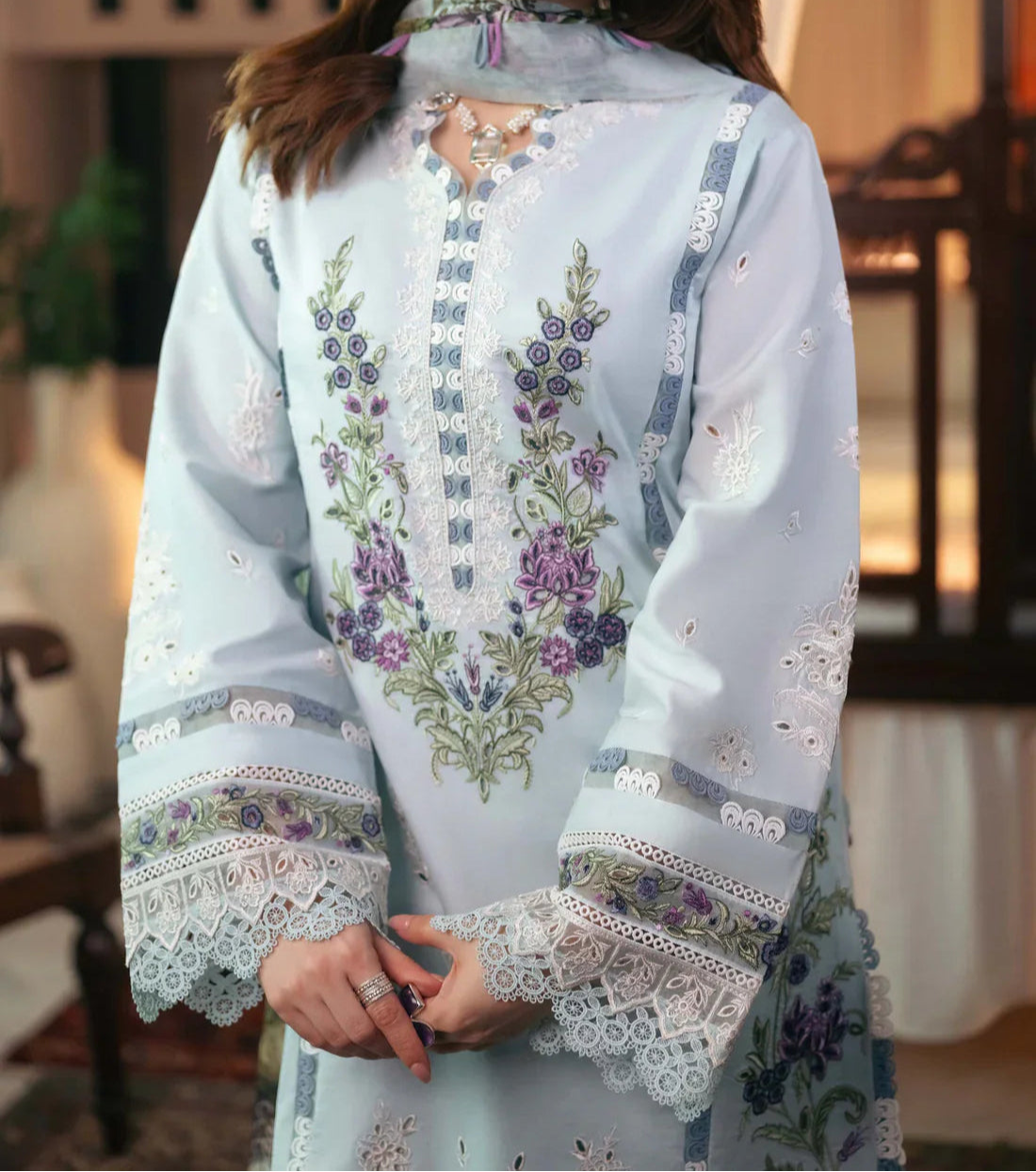 Grace S1240-Embroidered 3pc CHIKANKARI Lawn Dress With Printed Chiffon Dupatta.