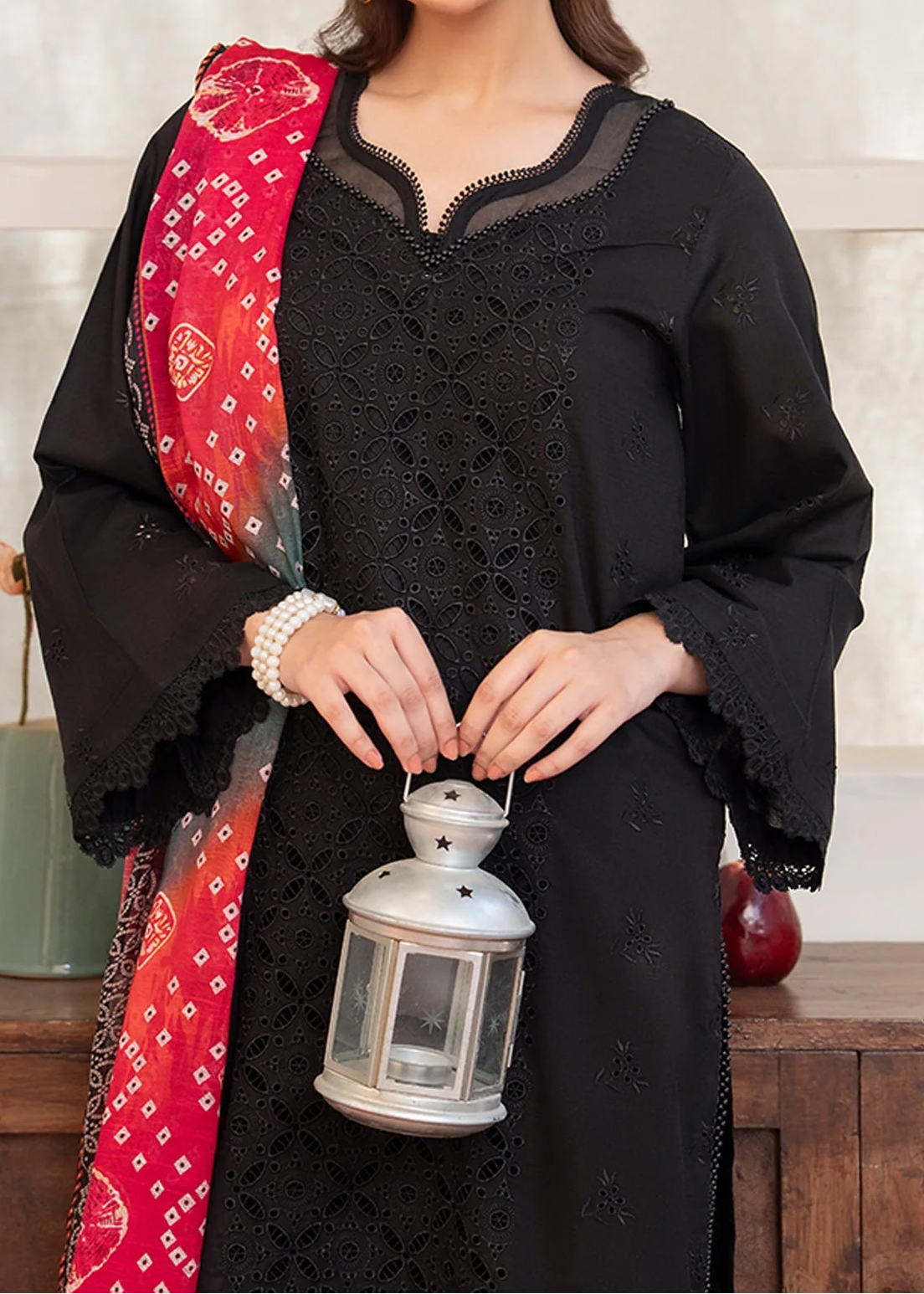 Grace S1376 - Embroidered 3pc CHIKANKARI Lawn Dress With Printed Lawn Dupatta.