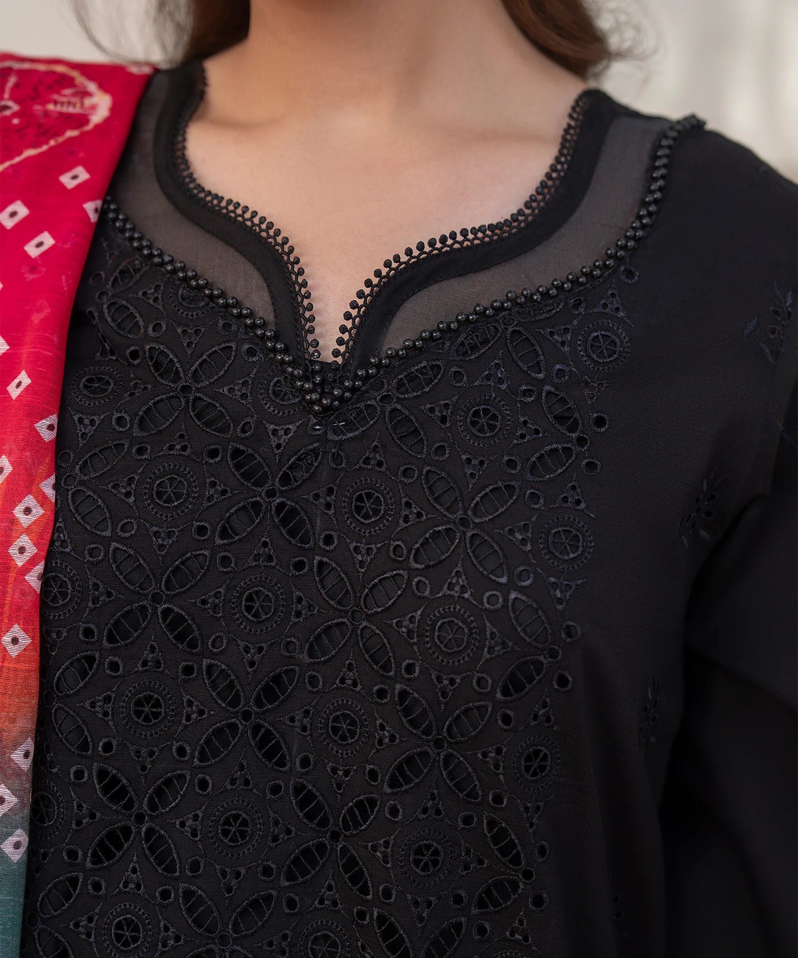 Grace S1376 - Embroidered 3pc CHIKANKARI Lawn Dress With Printed Lawn Dupatta.