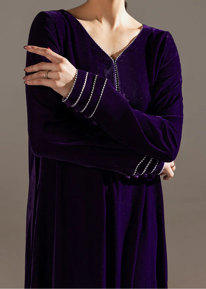 C-S 040- STITCHED 2PC VELVET CO-ORD SET.