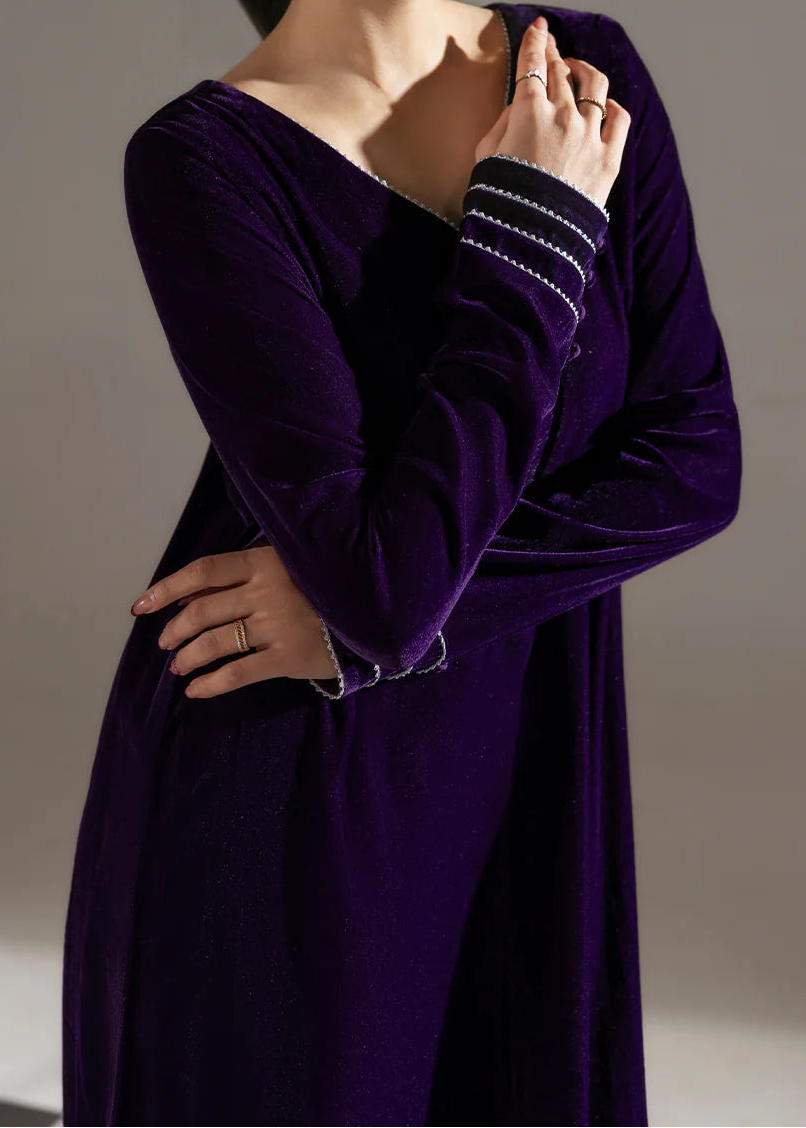 C-S 040- STITCHED 2PC VELVET CO-ORD SET.