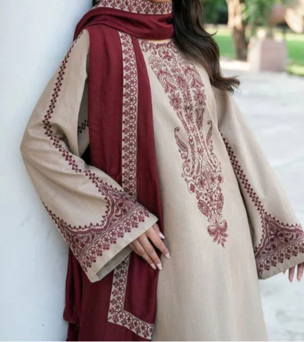 Grace S1235-Embroidered 3pc Lawn Dress With Printed Lawn Dupatta.