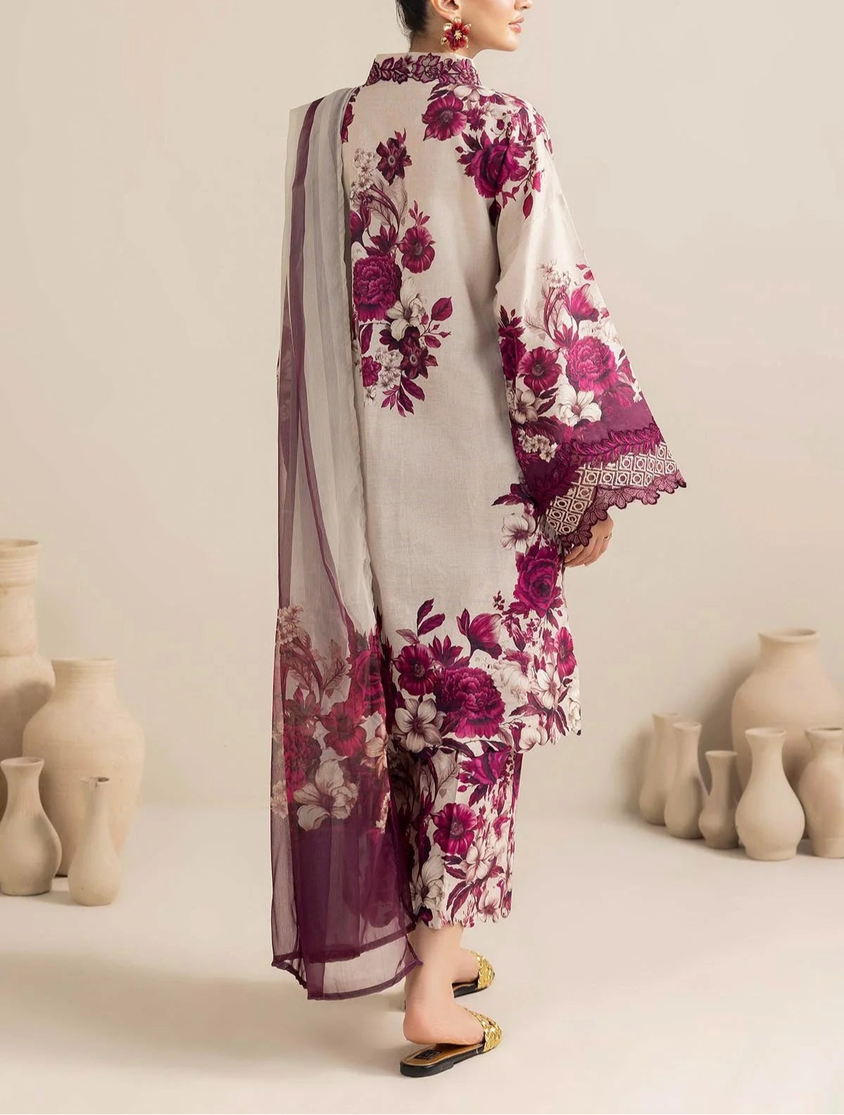 Grace S1103-Digital Printed 3pc Lawn Dress with Digital Printed Silk Dupatta.