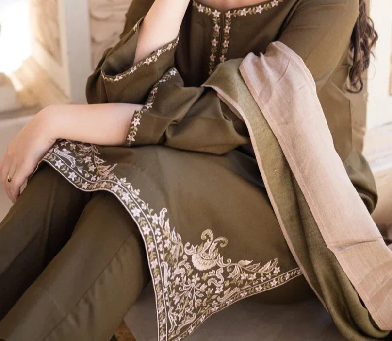 Grace S1280-Embroidered 2pc Lawn Dress