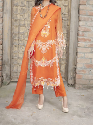Grace S616-Embroidered 3pc Organza dress With Embroidered Organza dupatta.