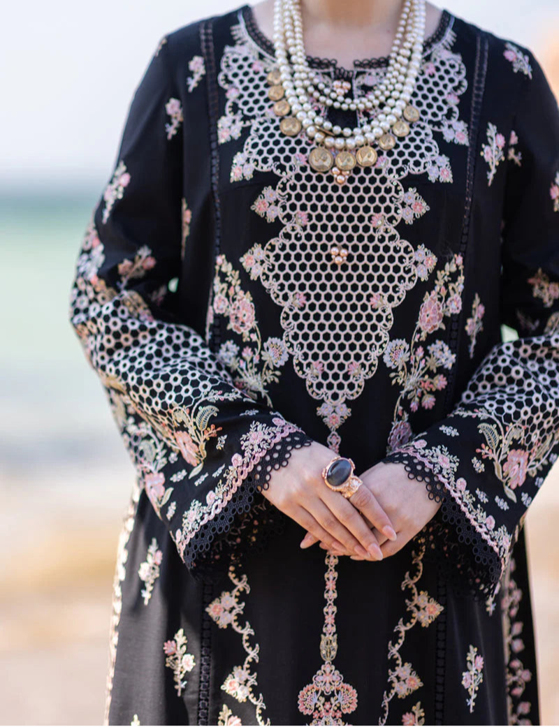 Grace S1233-Embroidered 3pc Lawn Dress With Embroidered Munar Dupatta.