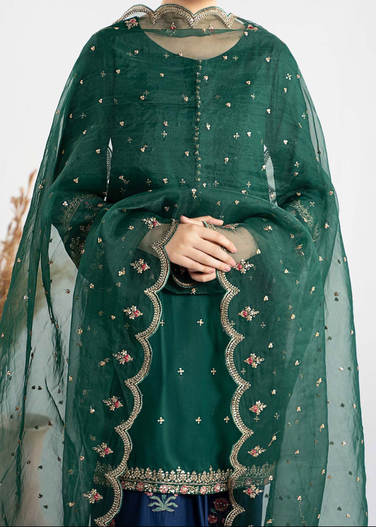 Grace W885-Embroidered 3pc Marina Dress With Embroidered Organza Dupatta.