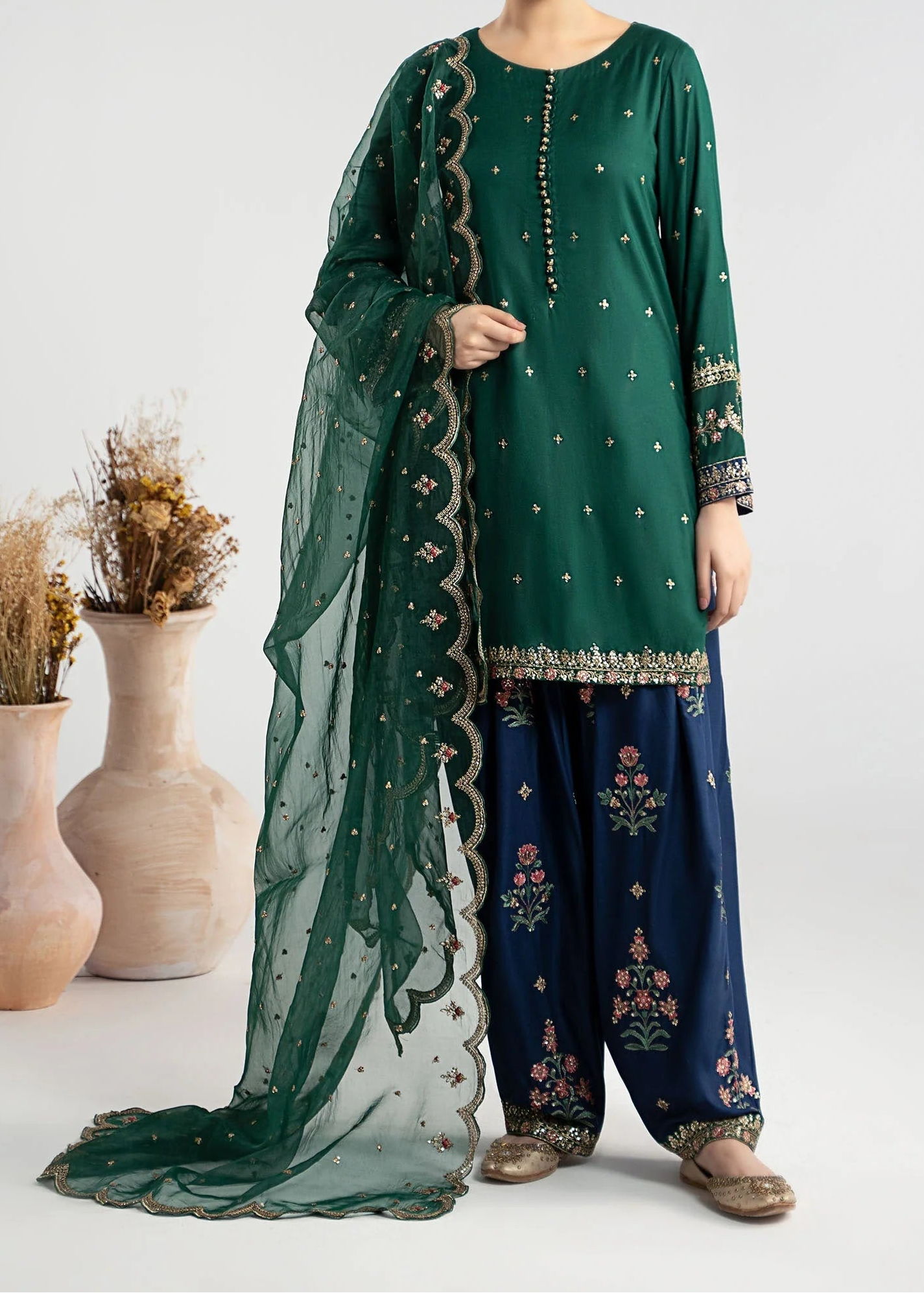 Grace W885-Embroidered 3pc Marina Dress With Embroidered Organza Dupatta.