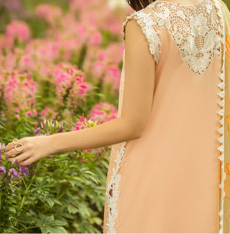 Grace S1238-Embroidered 3pc CHIKANKARI Lawn Dress With Printed Munar Dupatta.