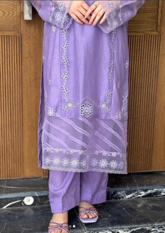 Grace S1216-Embroidered 2pc CHIKANKARI Lawn Dress