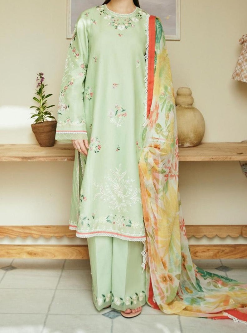 Grace S608-Embroidered 3PC Chickan Lawn with Printed Munar dupatta.
