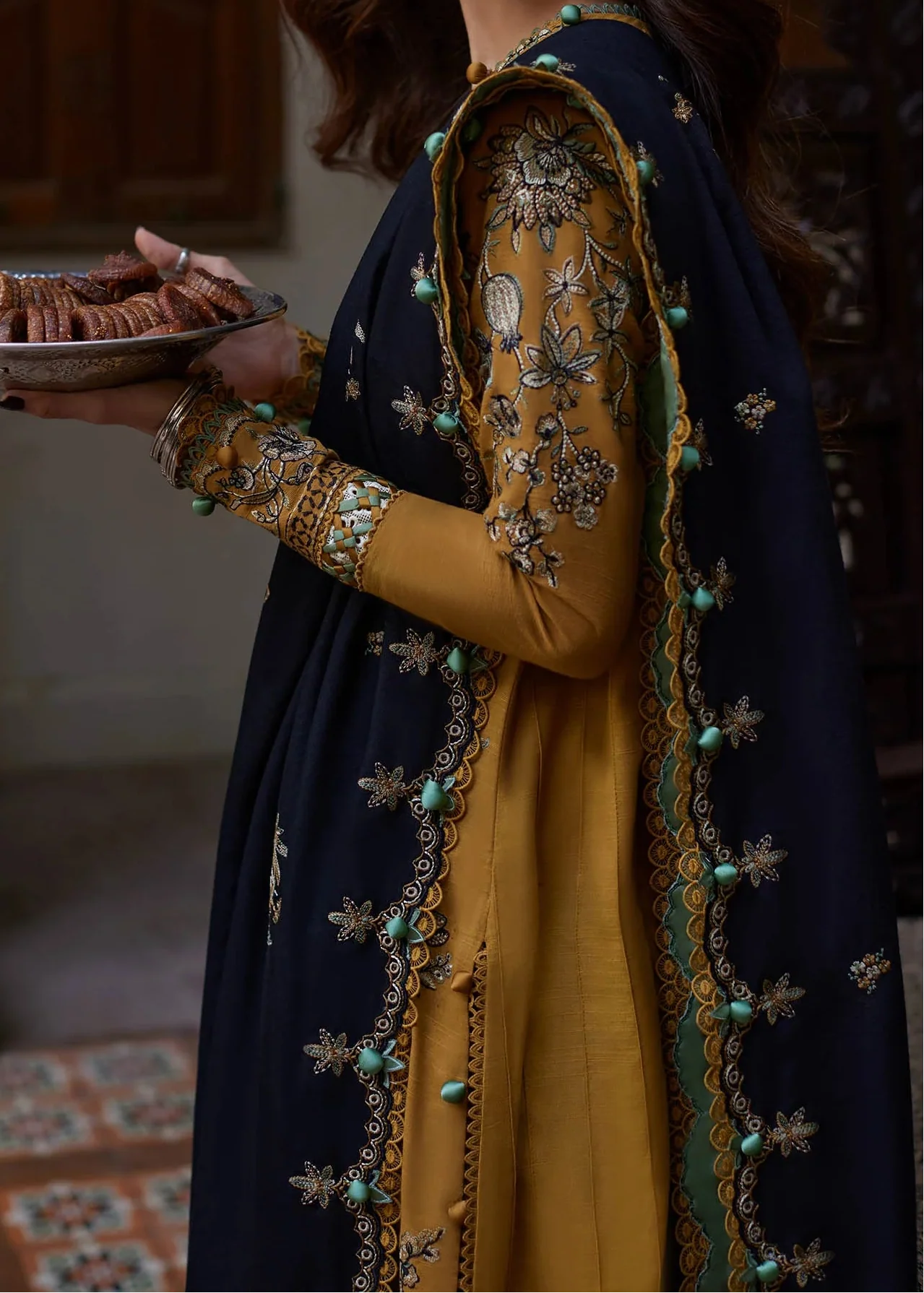 Grace S1345 - Embroidered 3pc Lawn Dress With Printed Lawn Dupatta.