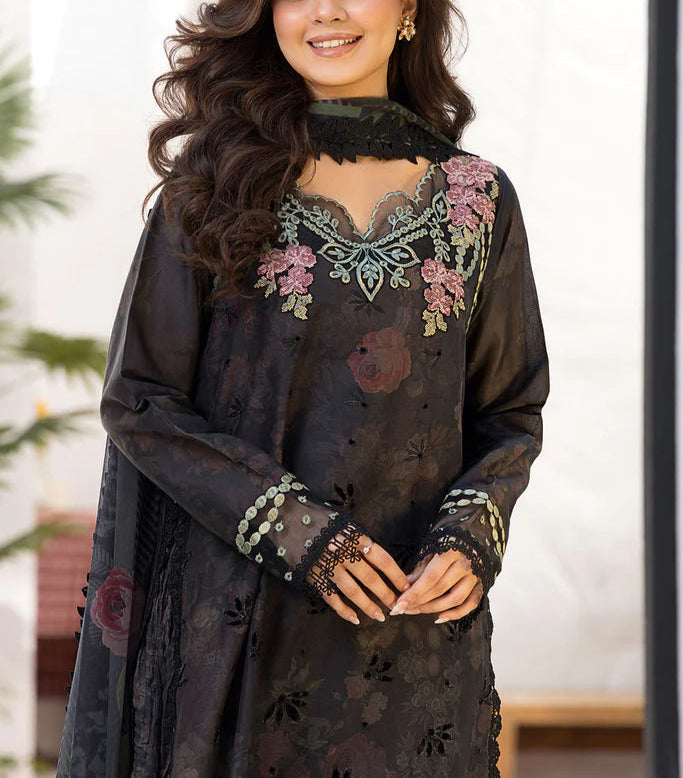 Grace S1110-Embroidered 3pc CHIKANKARI Lawn dress with Printed Munar Dupatta.