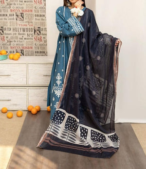 Grace S658-Embroidered 3PC Lawn with Printed munar dupatta.