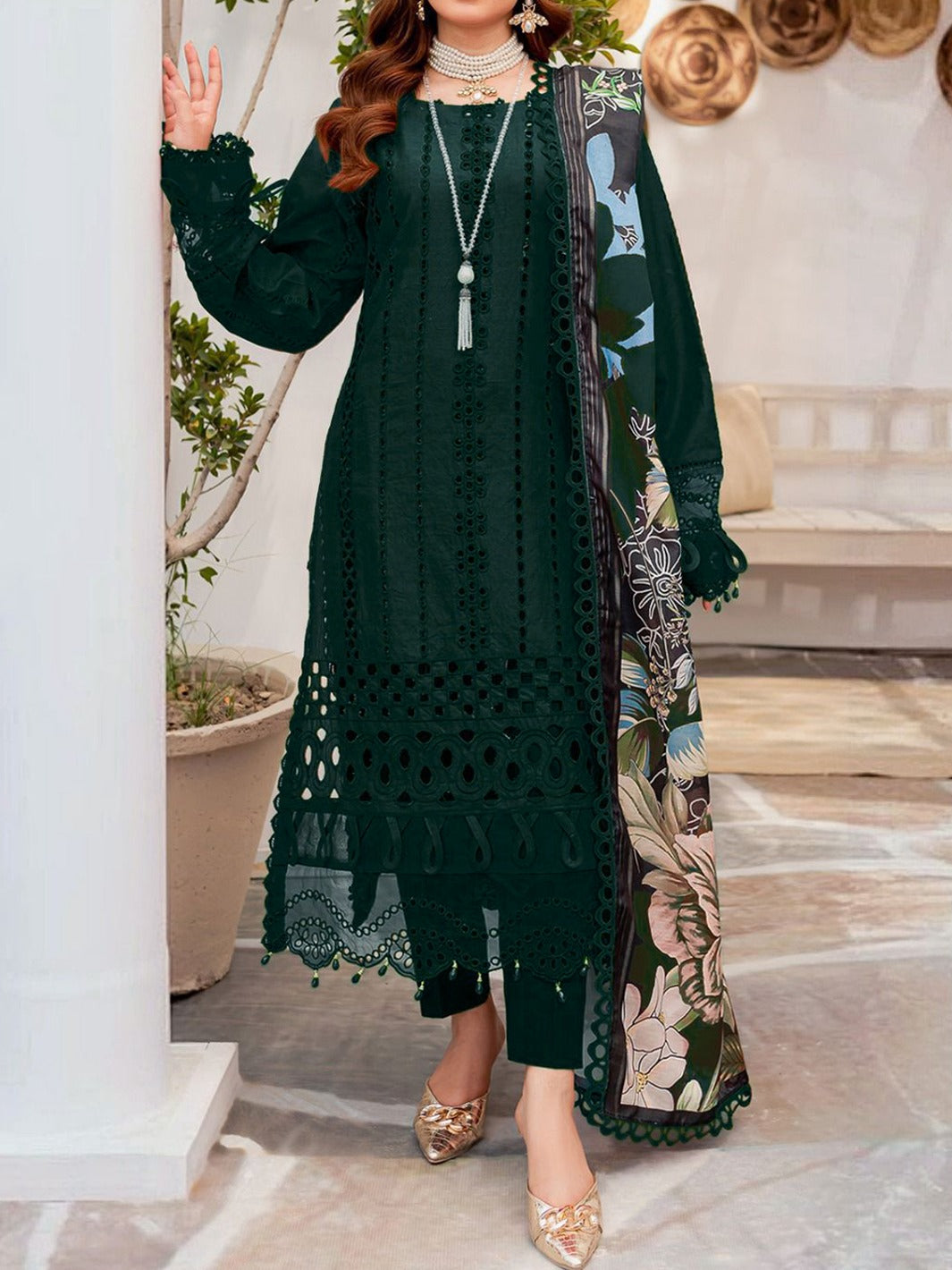Grace S698-Embroidered 3pc Chickan lawn dress with Printed munar dupatta.