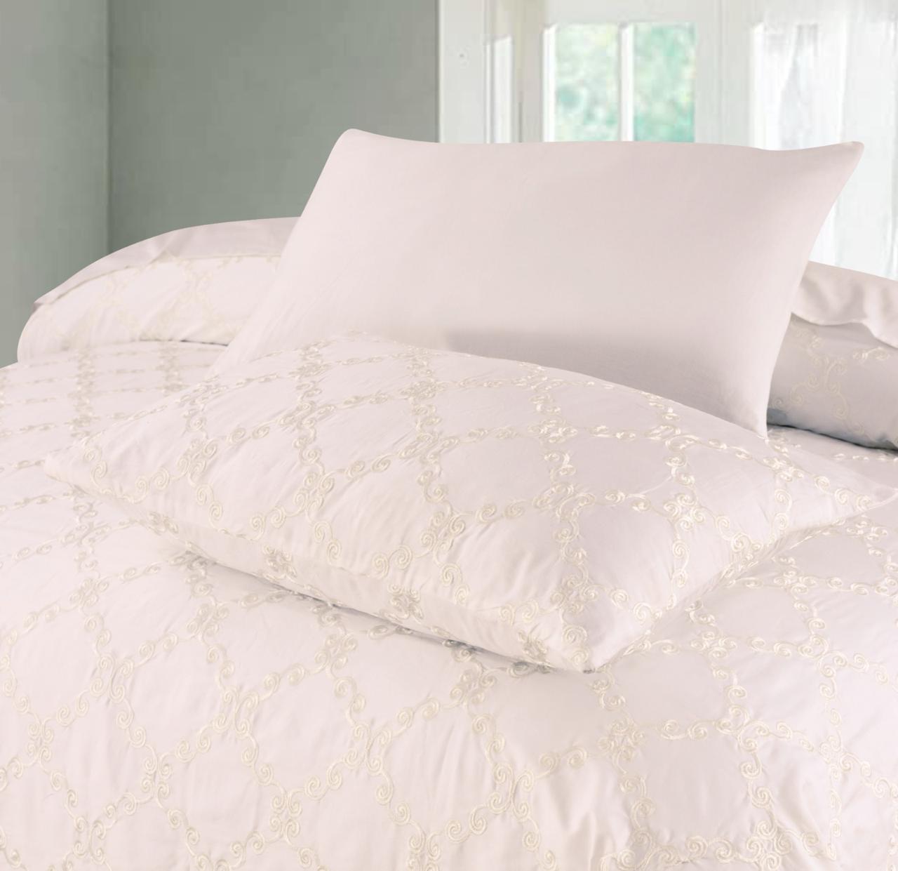 FL003 - Embroidered Duvet Cover Set (Luxury Sateen).