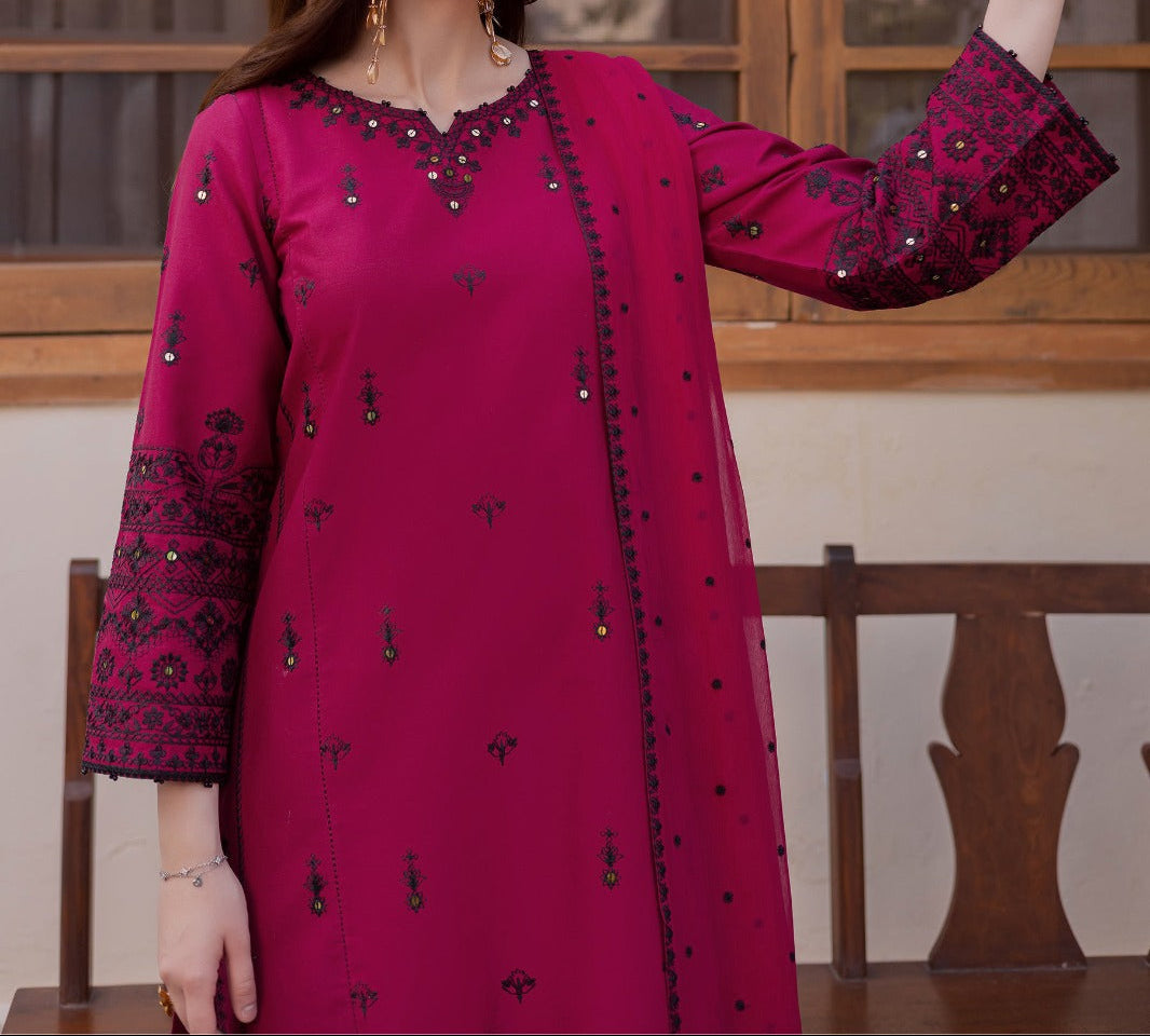 Grace S1360 - Embroidered Sequence 3pc Lawn Dress With Embroidered Sequence Chiffon Dupatta.