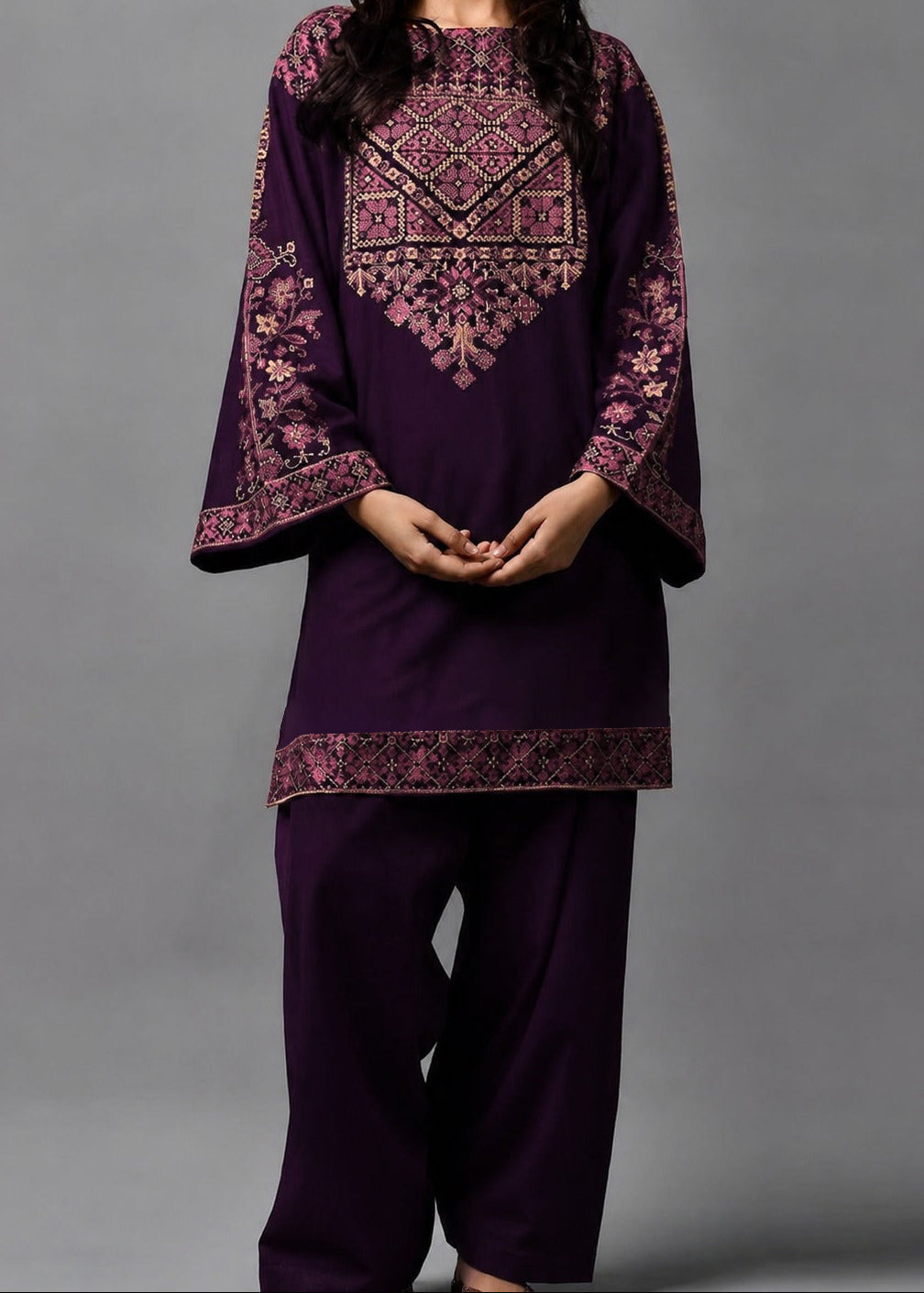 Grace S1534-Embroidered 2PC Lawn dress.