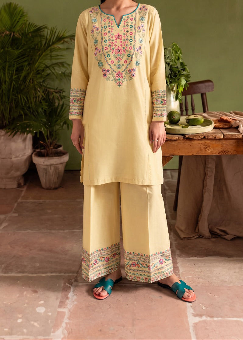 Grace S1552-Embroidered 2pc Lawn Dress.