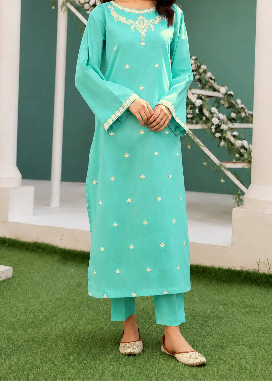 Grace S1576-Embroidered 2pc Lawn Dress.