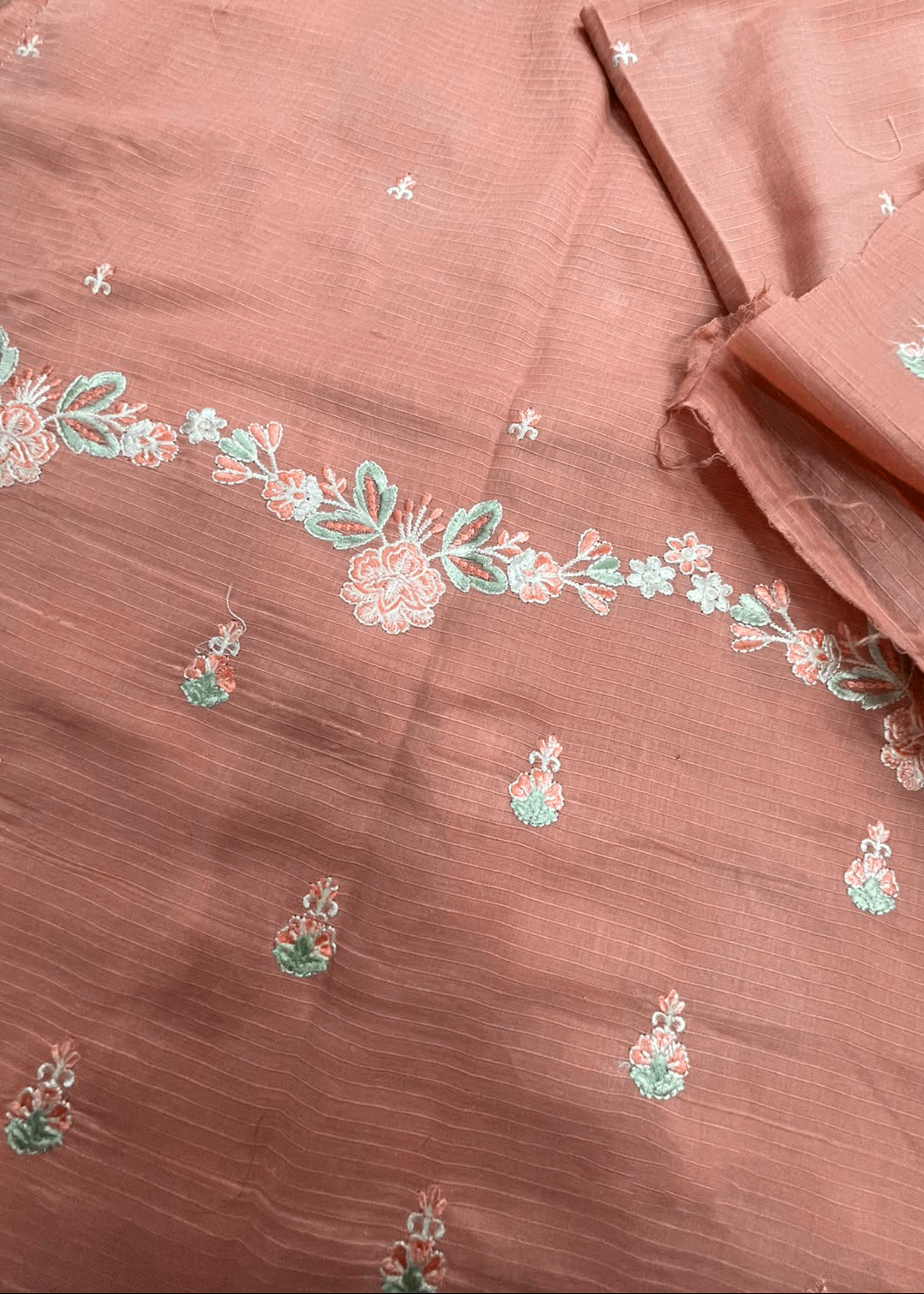 Grace S1621-Embroidered 2pc Lawn Dress.