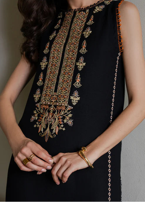 Grace S1359 - Embroidered 3pc Lawn Dress With Printed Lawn Dupatta. ( With Sleeves )