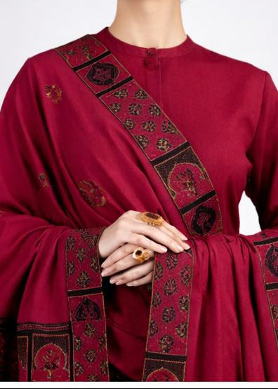 Sarinnah Premium D82-Luxury Formal Heavy Embroidered Karandi Shawl.