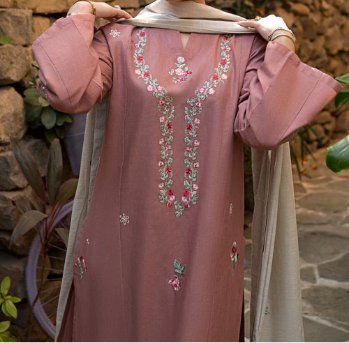 Grace S1436-Embroidered 3pc Lawn Dress With Printed Lawn Dupatta.