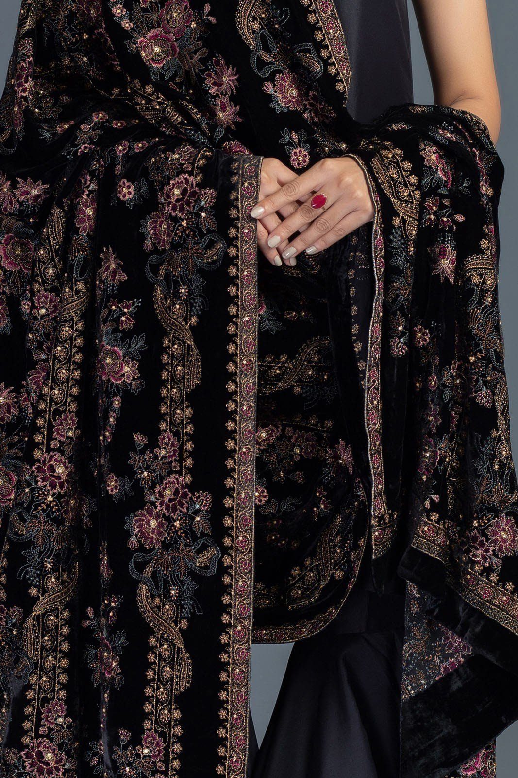 Rose Charm - Formal Heavy Embroidered Fancy Velvet Black Shawl - gracestore.pk