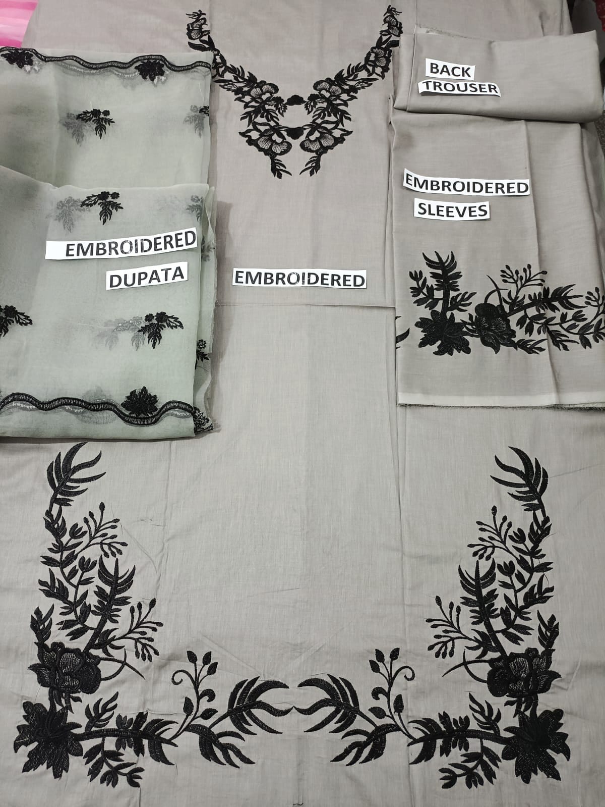 Grace w26- Embroidered 3pc linen dress with embroidered organza dupatta.