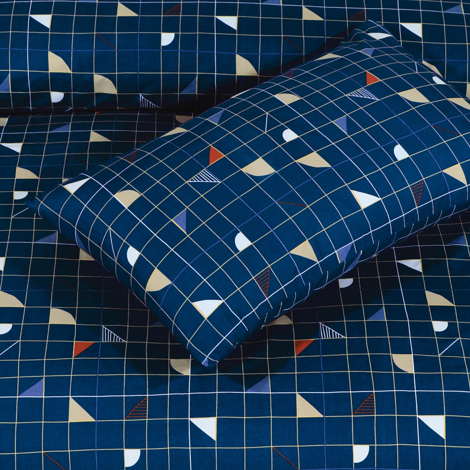 FL886 - BedSheet Set (Premium)