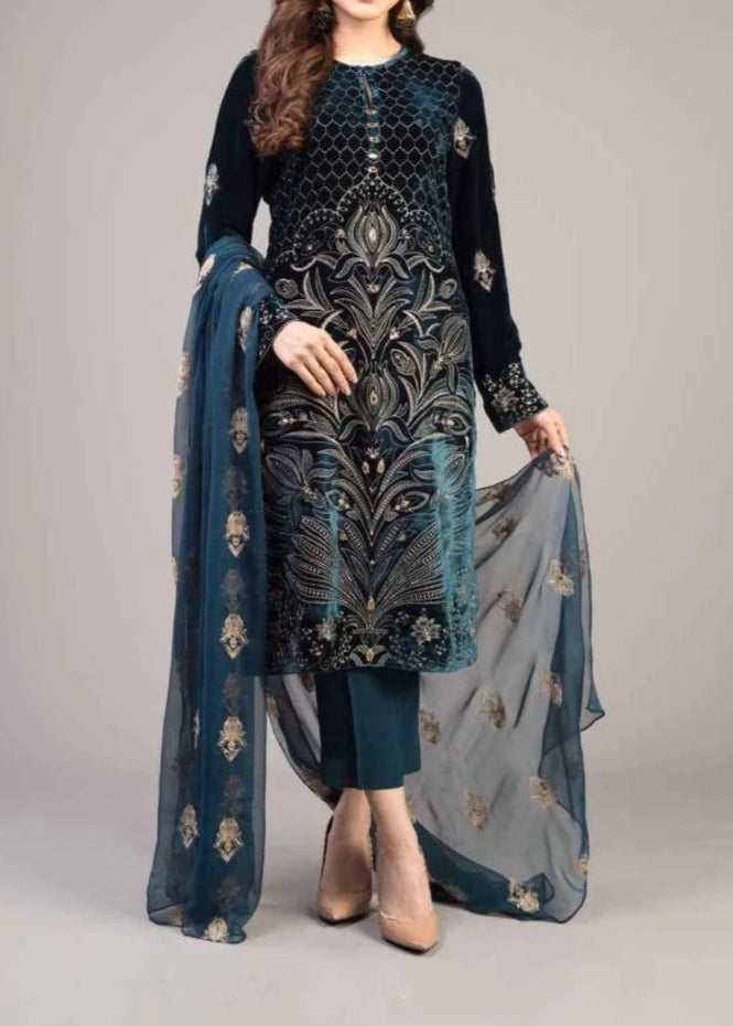 Grace S70 - Embroidered 3pc lawn dress with Embroidered chiffon dupatta.