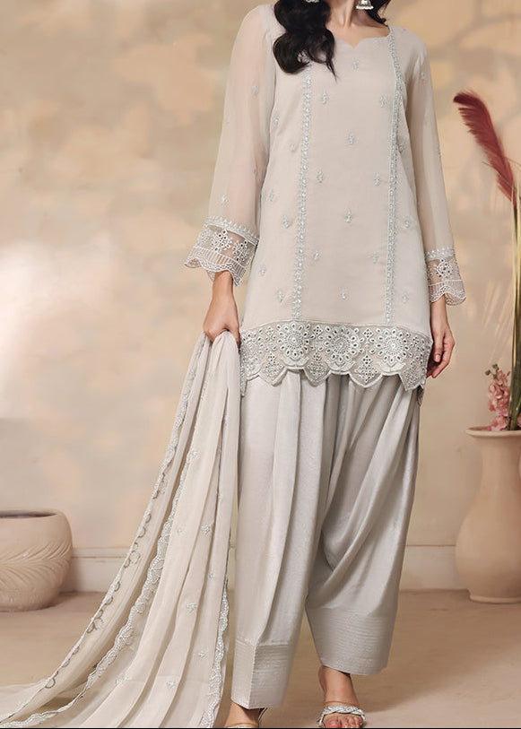 SMOKEY ELEGANCE – Embroidered Chiffon Unstitched 3PC Suit.
