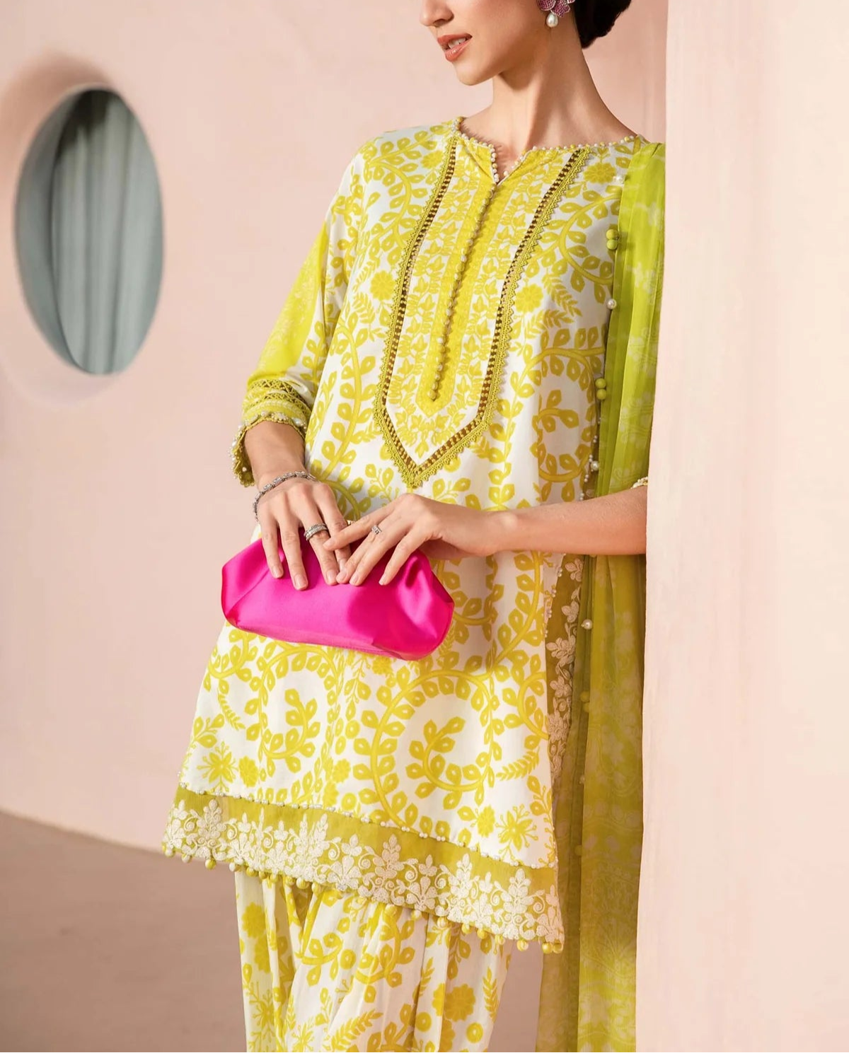Grace S1102-Printed & Embroidered 3pc Lawn dress with Printed Chiffon Dupatta.