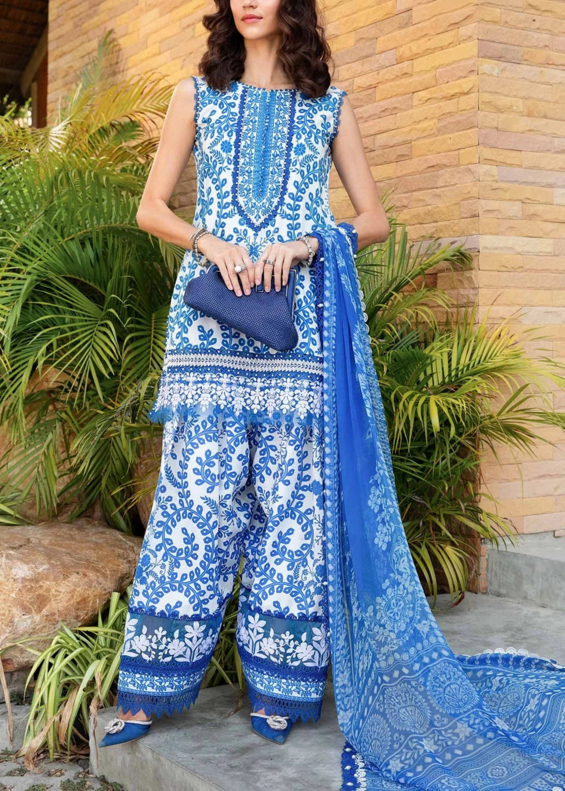 Grace S1066-Printed &amp; Embroidered 3pc Lawn dress with Printed Chiffon Dupatta.