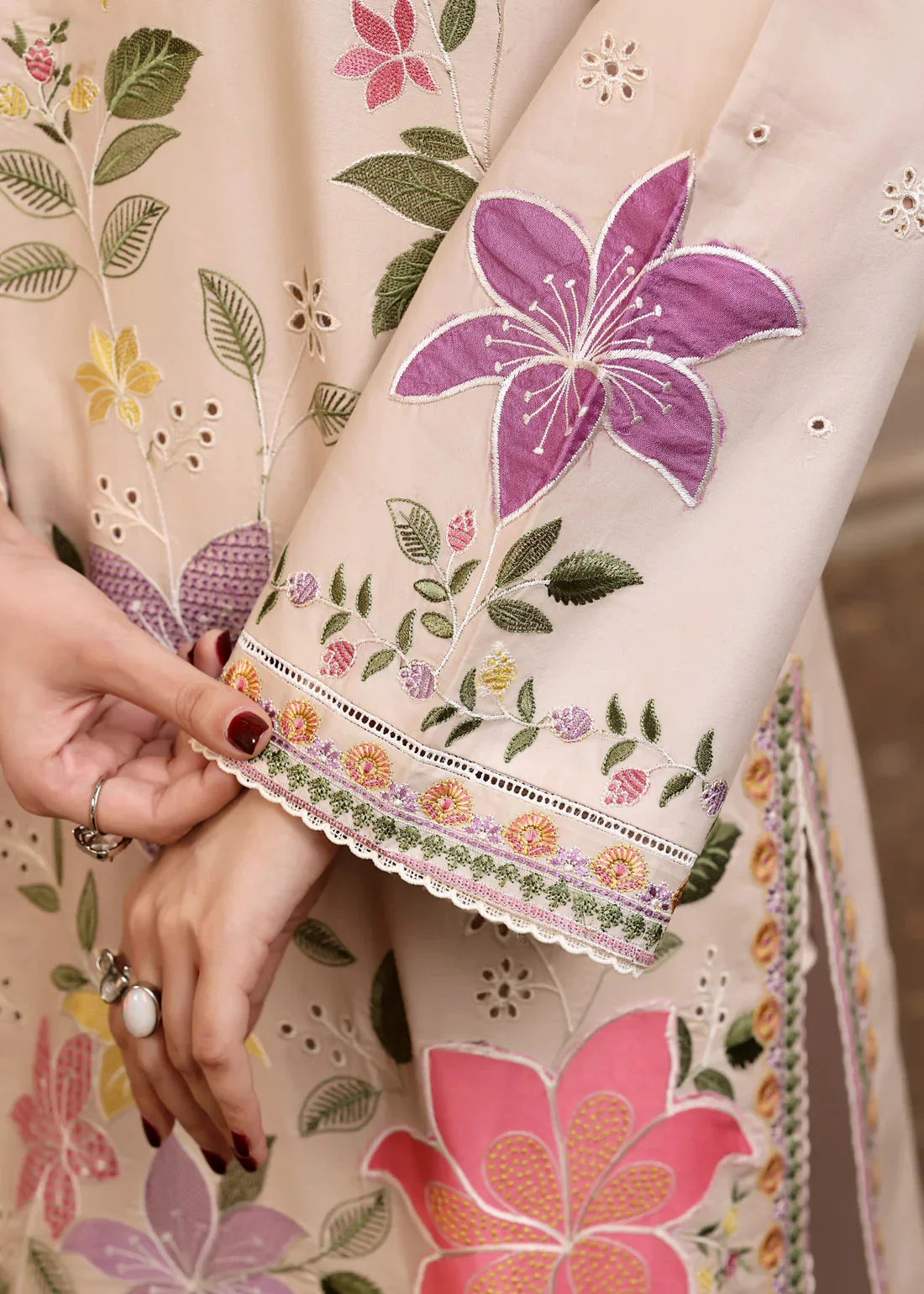 Grace Z-(S1503) - Stitched Embroidered 3pc CHIKANKARI Lawn Dress With Printed Lawn Dupatta.