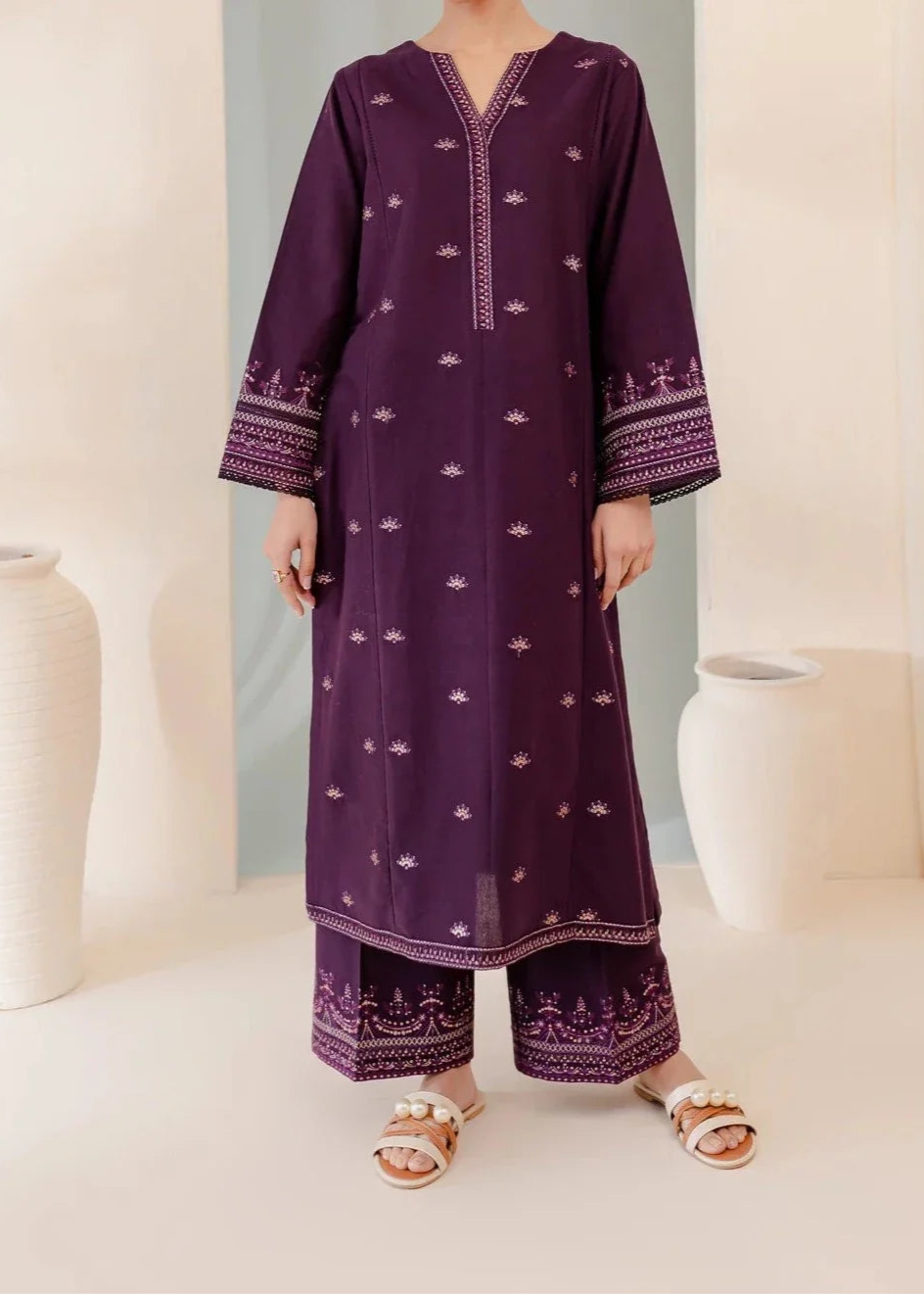 Grace S792-Embroidered 2pc lawn dress.