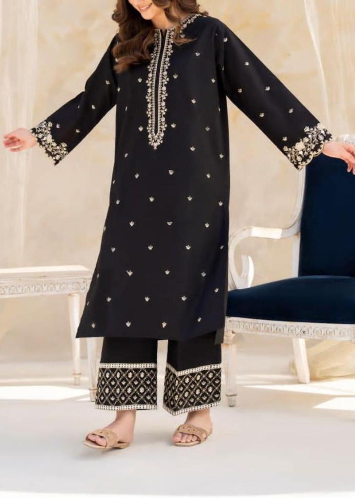 Grace S768-Embroidered 2pc lawn dress.