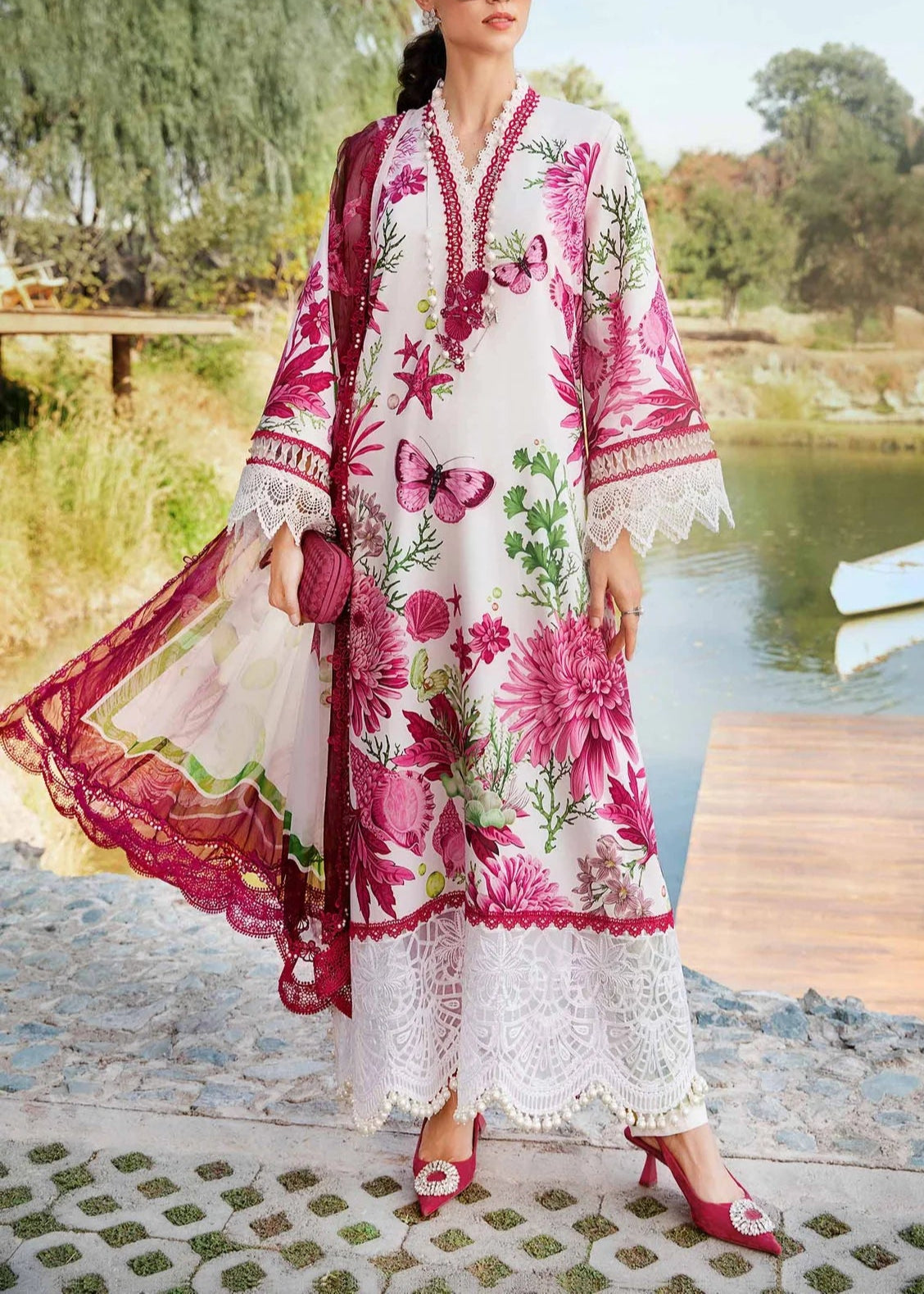 Grace S1099-Printed & Embroidered 3pc Lawn dress with Printed Chiffon Dupatta.