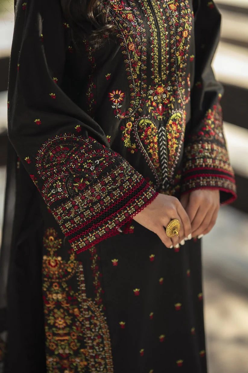 Grace S1228-Embroidered 3pc Lawn Dress With Embroidered Chiffon Dupatta.