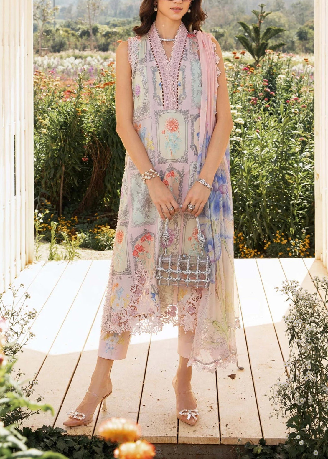 Grace S1097-Printed & Embroidered 3pc Lawn dress with Printed Chiffon Dupatta.