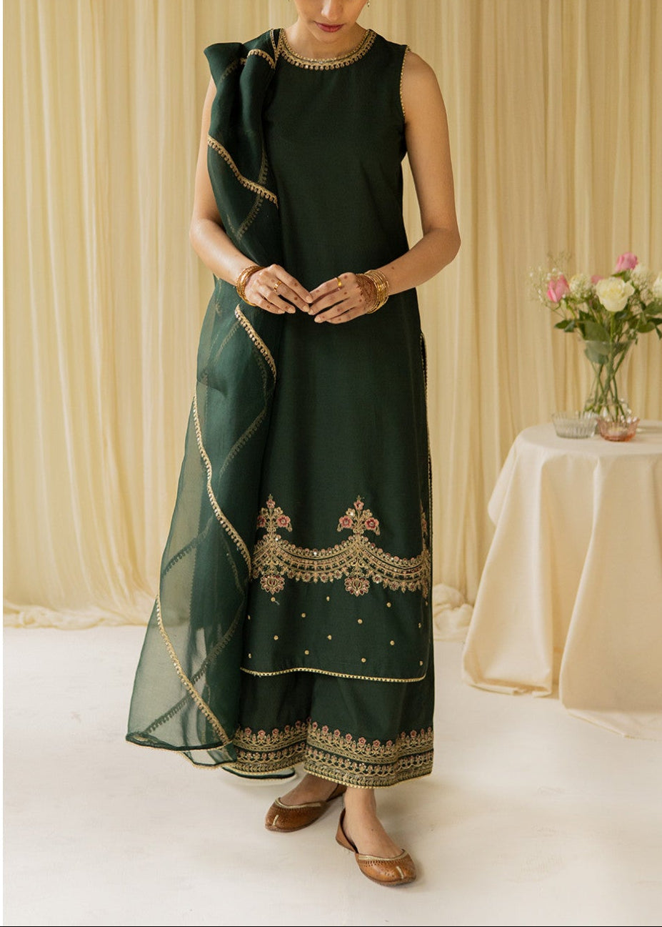 Grace S887-Embroidered 3pc Lawn Dress with Embroidered Munar Dupatta.