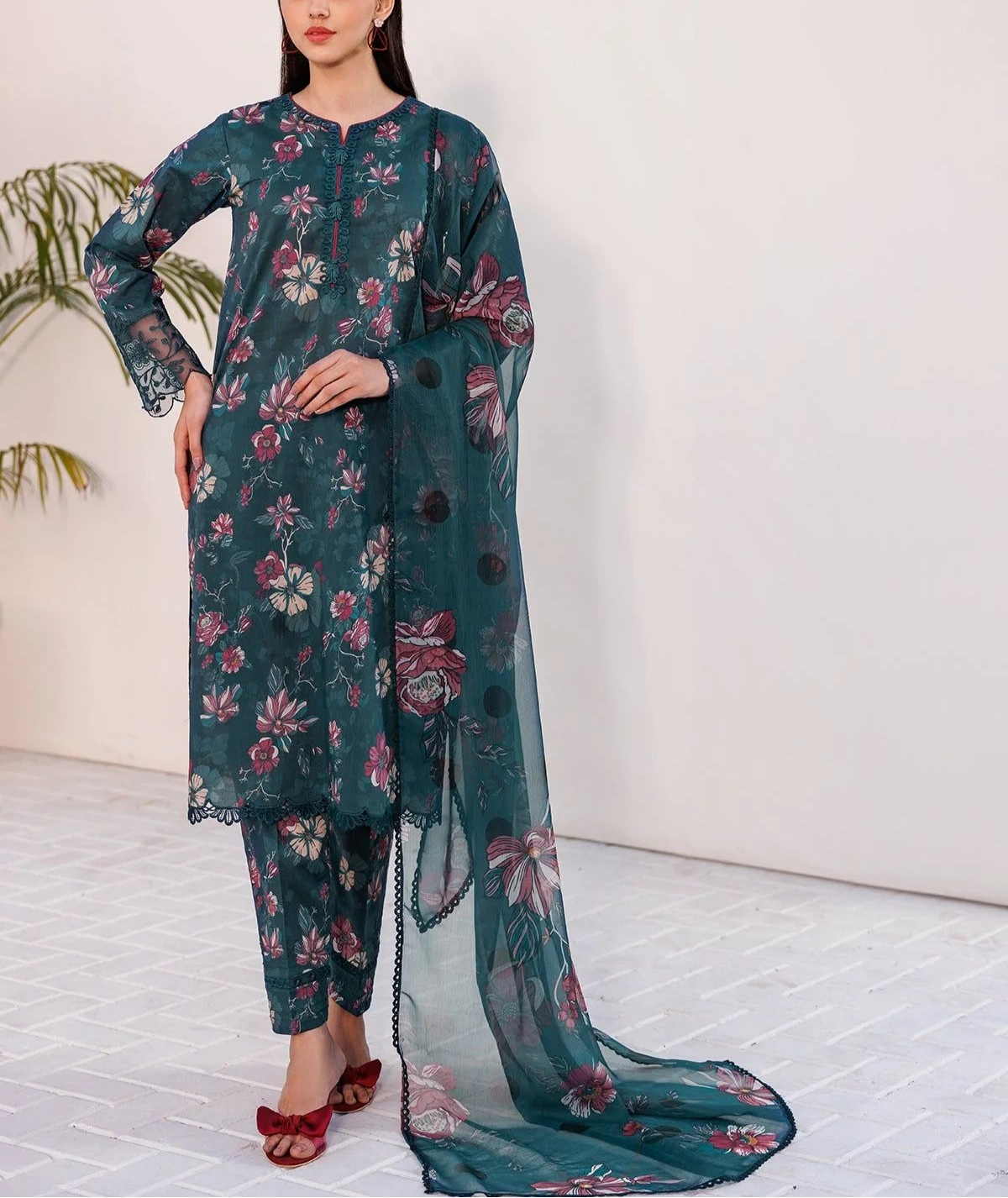 Grace S982-Digital Printed 3pc Lawn Dress with Digital Printed Lawn Dupatta.