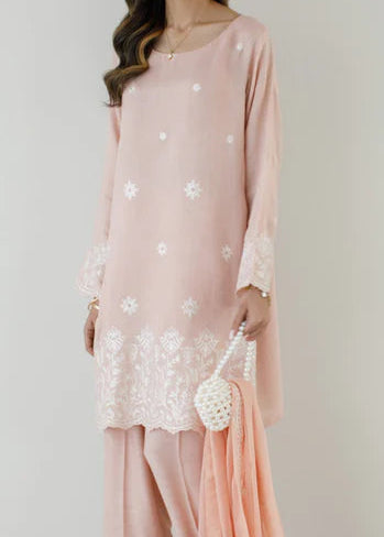 Grace S1486-Embroidered 3pc Lawn Dress With Embroidered Chiffon Dupatta.