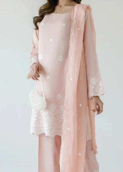 Grace Z-(S1486) - Stitched Embroidered 3pc Lawn Dress With Embroidered Chiffon Dupatta.
