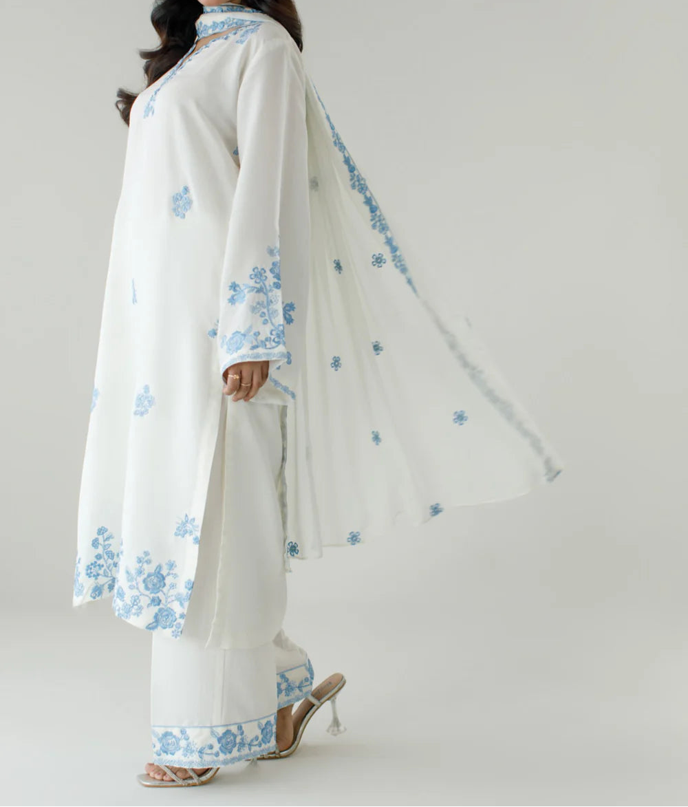 Grace S1432 - Embroidered 3pc Lawn Dress With Embroidered Chiffon Dupatta.